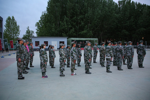 企业新员工军训